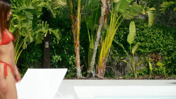 Apolonia Lapiedra - Pool Side