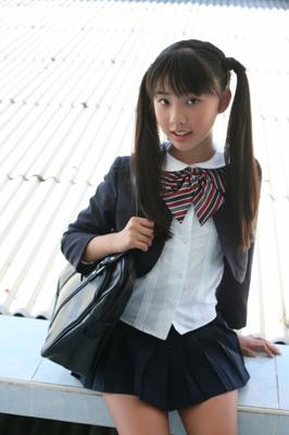 制服