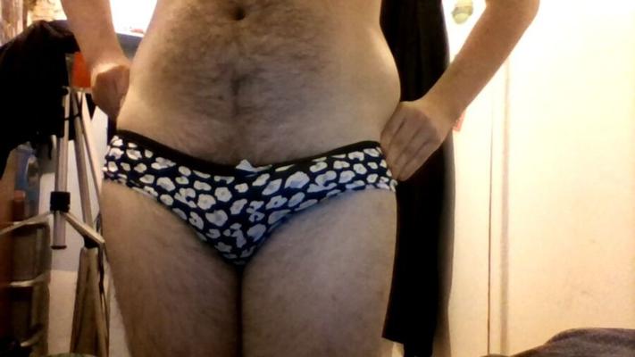 me in my sisters panties