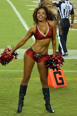 Micah - pom-pom girl professionnelle