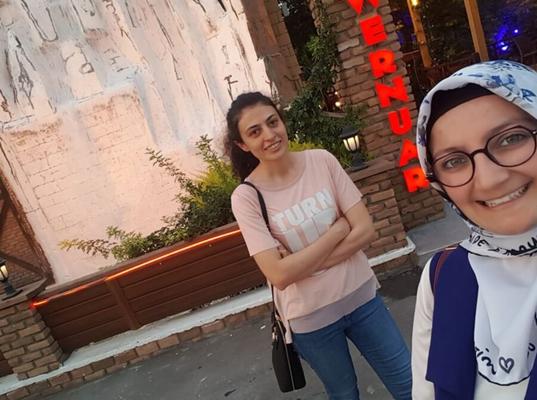 TÜRKISCHE SEXY HIJAB-BILDER VON REIFEN JUGENDLICHEN