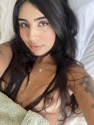 ivyclark__ горячая латина с Reddit