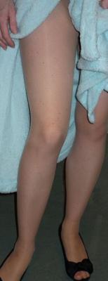 Blonde Beine in Nylons