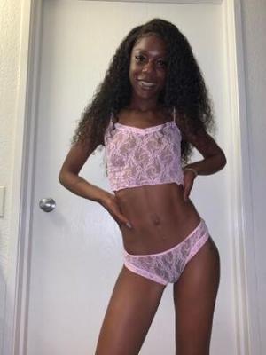 ニューヨークのセックスワーカースリムガールクレシナ