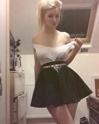 - HEISSE BLONDINE