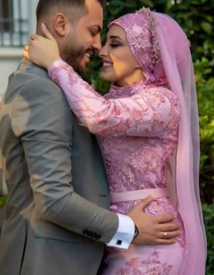 MUSLIM HIJAB HORNY LADIES