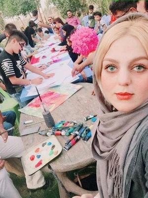 Magnifique Hwaida Ali Le peintre irakien