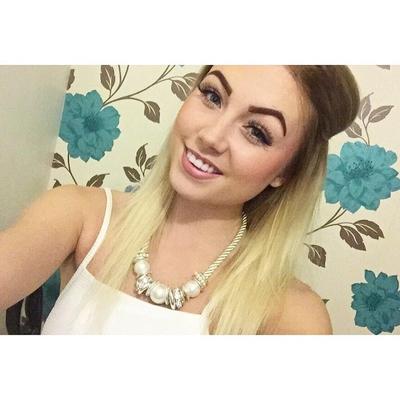 Amy R UK Teen