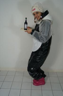 whitetrash German Dhimmi whore Golondrinamierda
