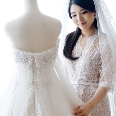 salope femme asiatique de grande classe