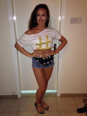 dumb brunette bimbo