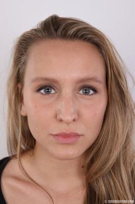 Inès