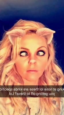 Fotos do Snapchat com olhos cruzados da madrasta
