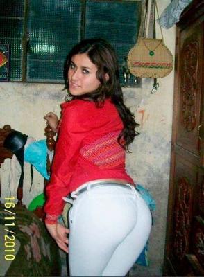 Teen selfshot showing her ass NN