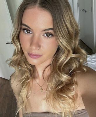 Maddie pour mon plaisir de caresser