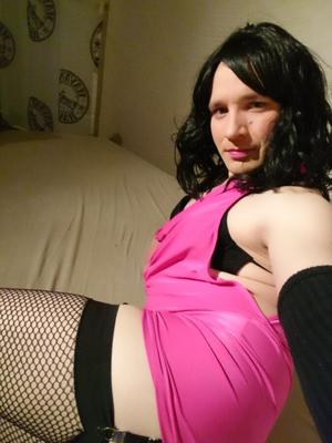 Melanie_Bee 一人で家に