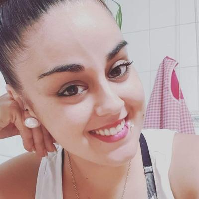 My friend Tamy for tributes, fakes and captions