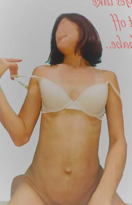 Feliz esposa asiática MILF mamá follando