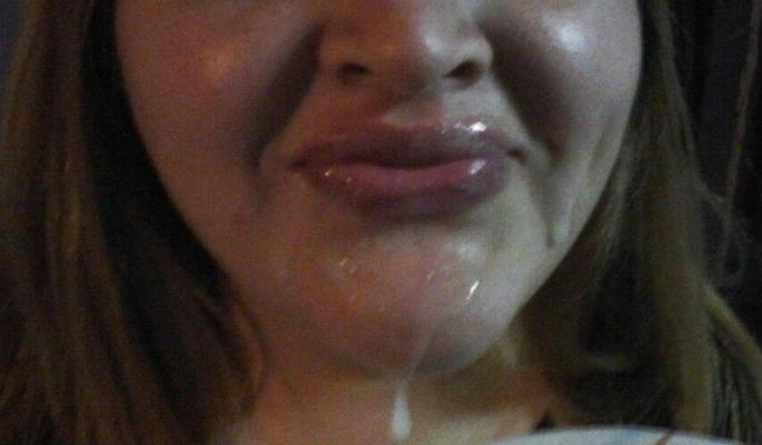 cumshot in the lips