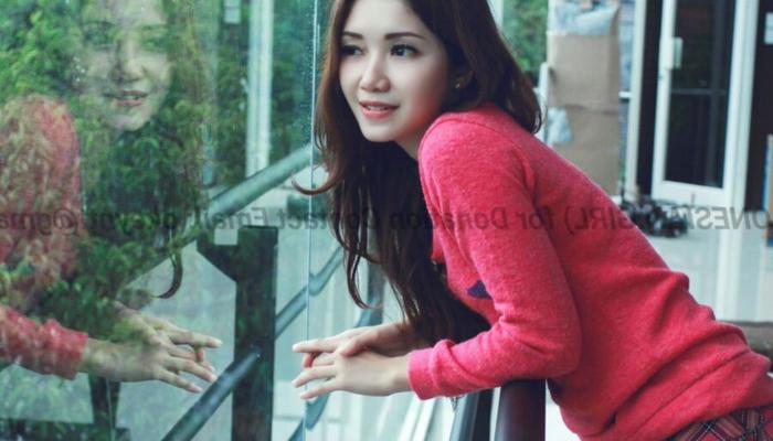 Erminahara モデル IGO ABG Cewek Cantik Hot Seksi インドネシア インド