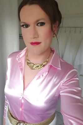 Rikky Satin (Tgirl amateur)