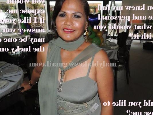 Épouse Pinay exposée ??? 