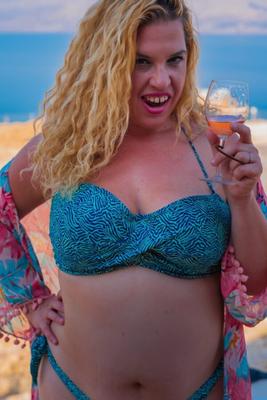 Lovely Blonde BBW    N/N