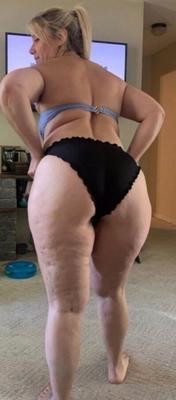 Carol Hot American MILF