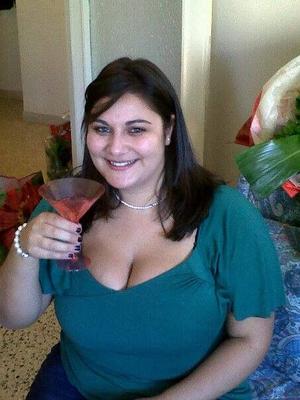Encore plus de sperme de vache, énormes gros seins, commentaire de sperme faux