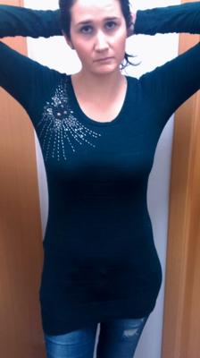 恥ずかしがり屋の巨乳少女が屈辱を受ける