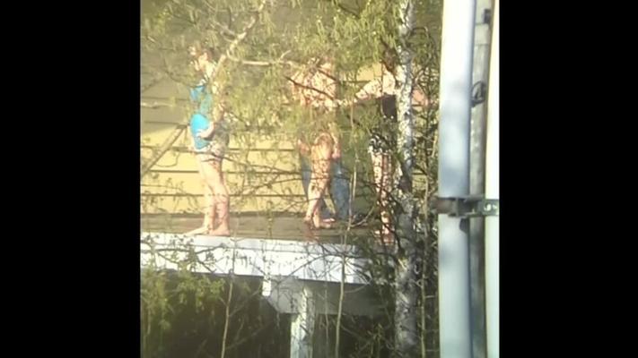 隣人のロシア人高校の女の子の忍び寄るショット