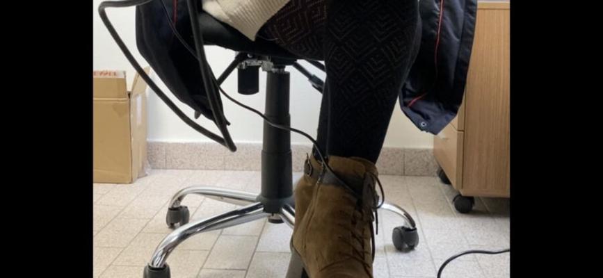 Upskirt french
