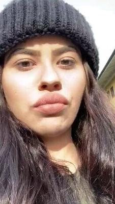 Alena Shy Mais aime les gars qui se branlent