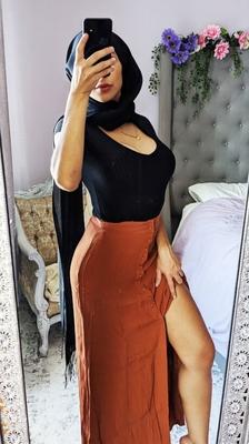 ホットなアラブの巨乳女の子