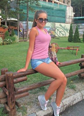 Teen lijepa djevojka