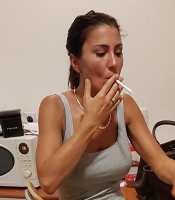 Mamá puta francesa tonta