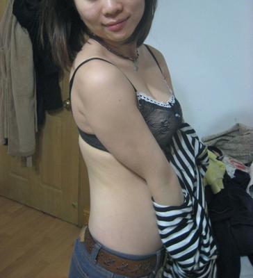 Une asiatique en chaleur