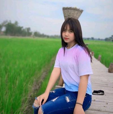 Chubby Thai girl