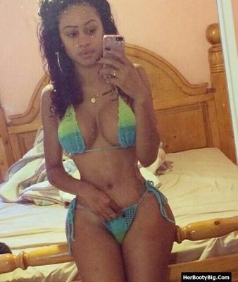 Sexy Female Ass Pics