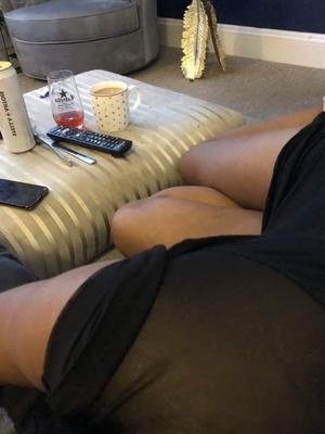 巨乳英国ふしだらな女シャンテルが露出