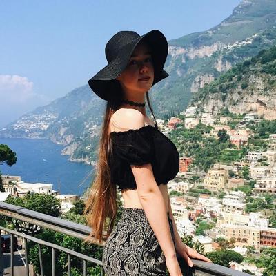Dégrade cette pute anale, leva