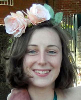 WNBR - Cutie avec un ruban vert autour des seins