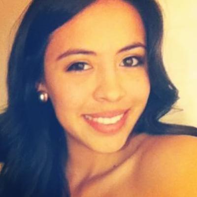 Latina sexy avec un corps ajusté