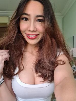 Mandy, une maniaque du sexe asiatique chaude