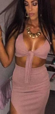 Aisling devrait juste faire du porno ou OnlyFans, ce corps est incroyable