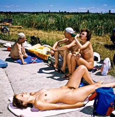 Nudistas Retro edición.II