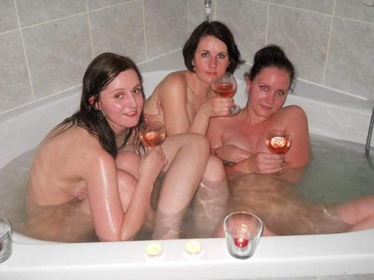 Amateurfreunde im Bad