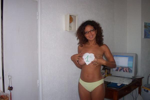 menina árabe francesa grávida