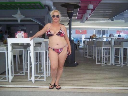 ギリシャのふしだらな女とオナニー
