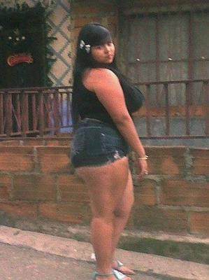 Te Comerias Esta Gordita ?
